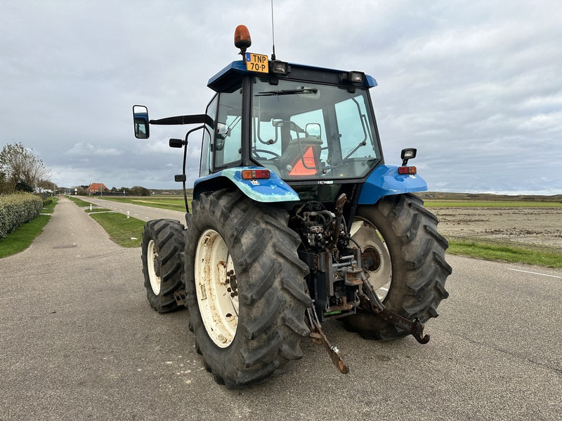 Tracteur agricole New Holland TS90
