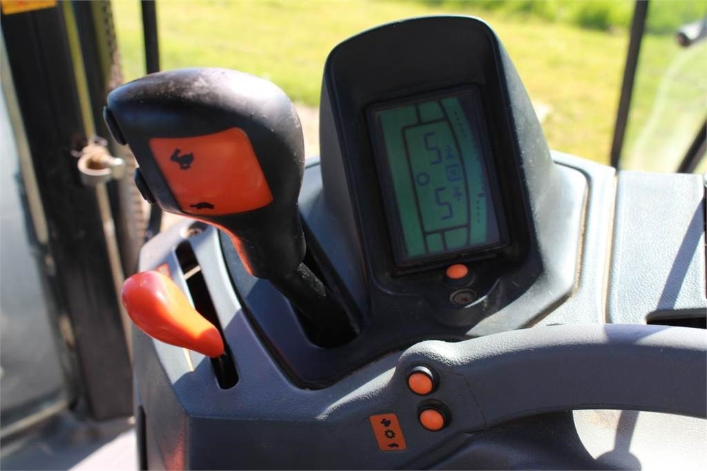 Tracteur agricole New Holland TSA135A