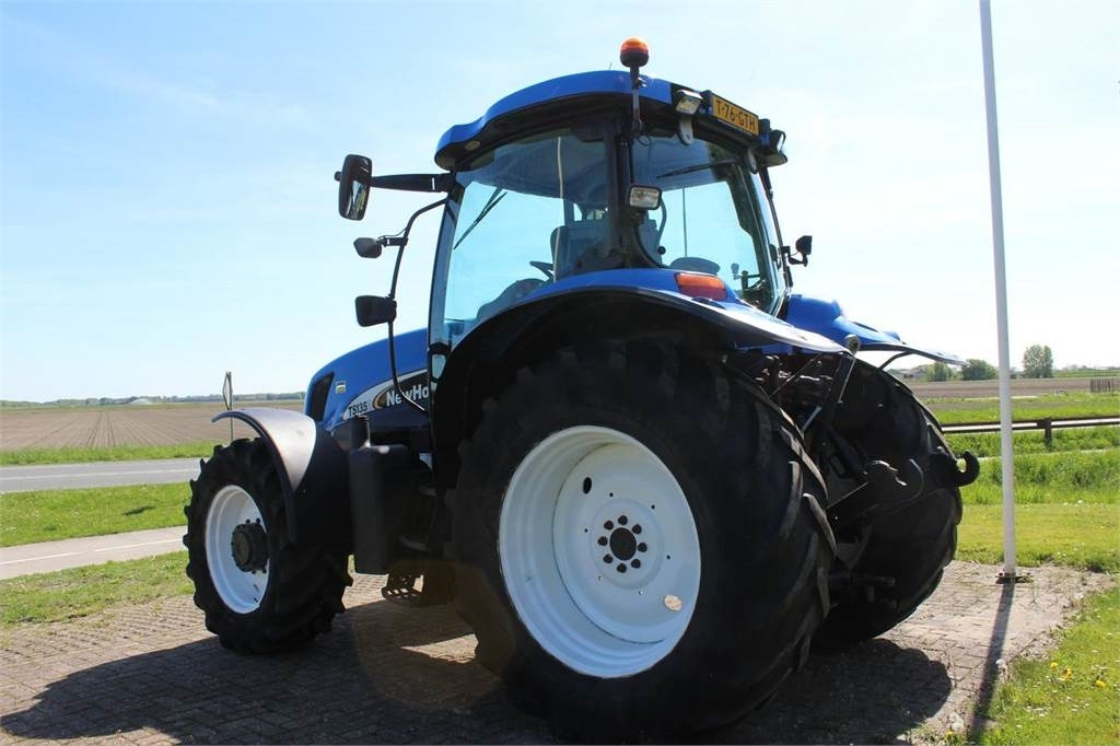 Tracteur agricole New Holland TSA135A