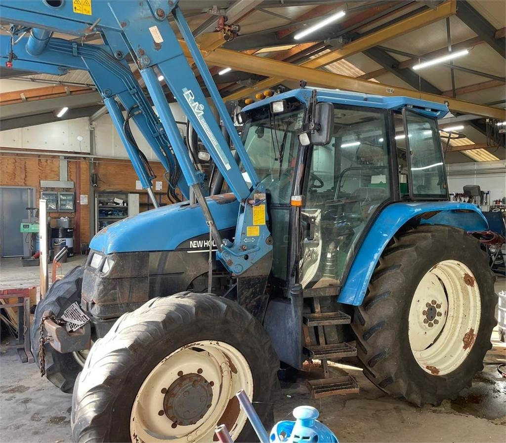 Tracteur agricole New Holland TS 90