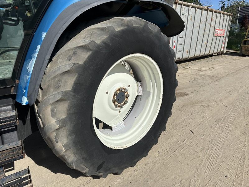 Tracteur agricole New Holland TS 90