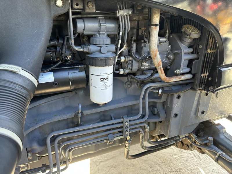 Tracteur agricole New Holland TS 90