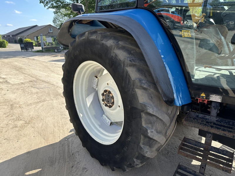 Tracteur agricole New Holland TS 90