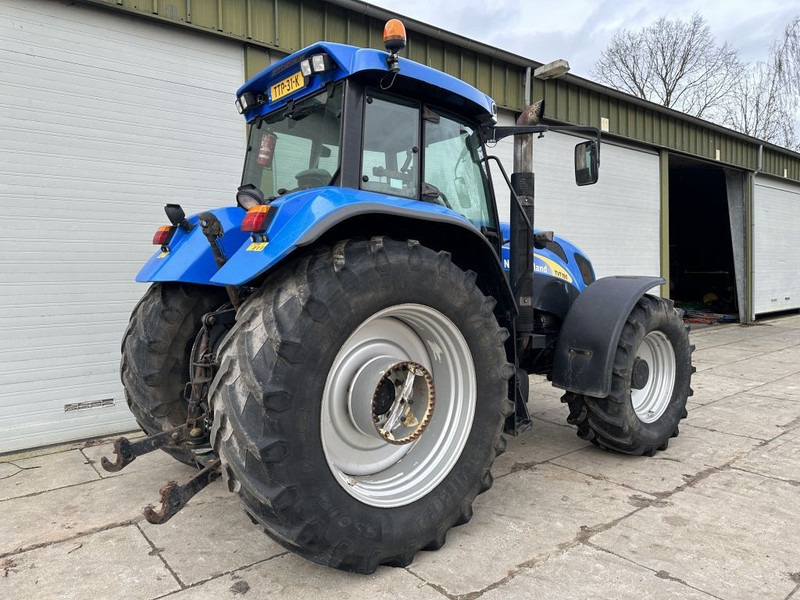 Tracteur agricole New Holland TVT 195 Dutch registration