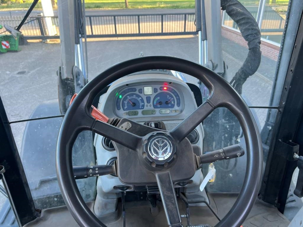 Tracteur agricole New Holland T 6.155