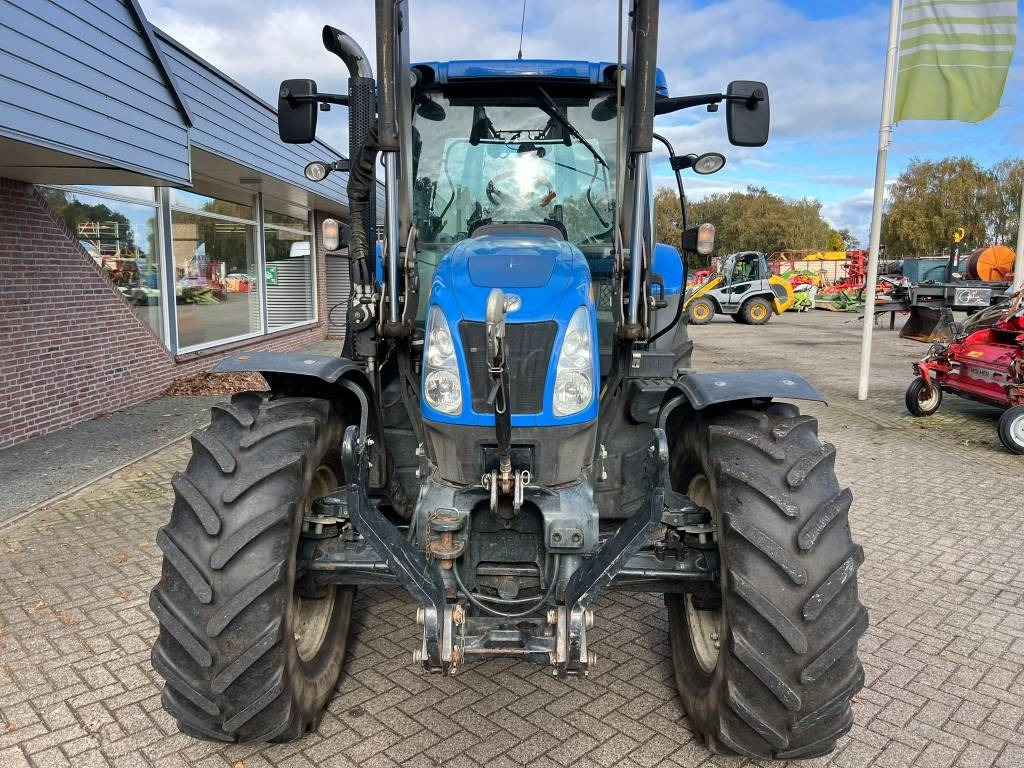 Tracteur agricole New Holland T 6.155