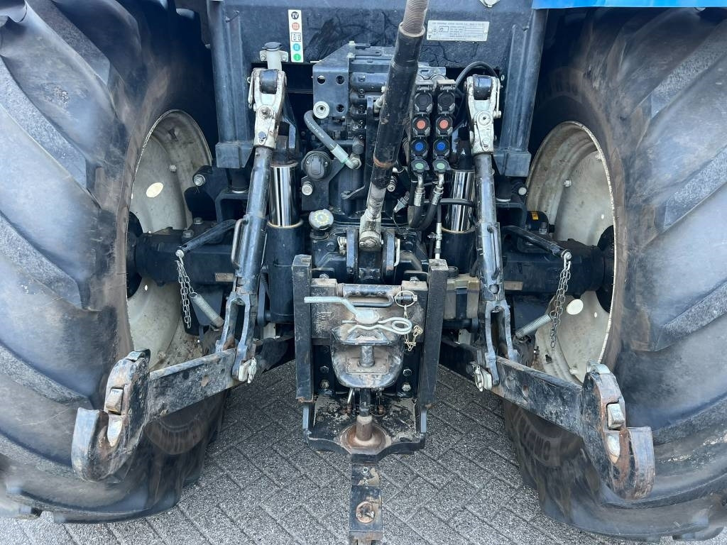 Tracteur agricole New Holland T 6.155