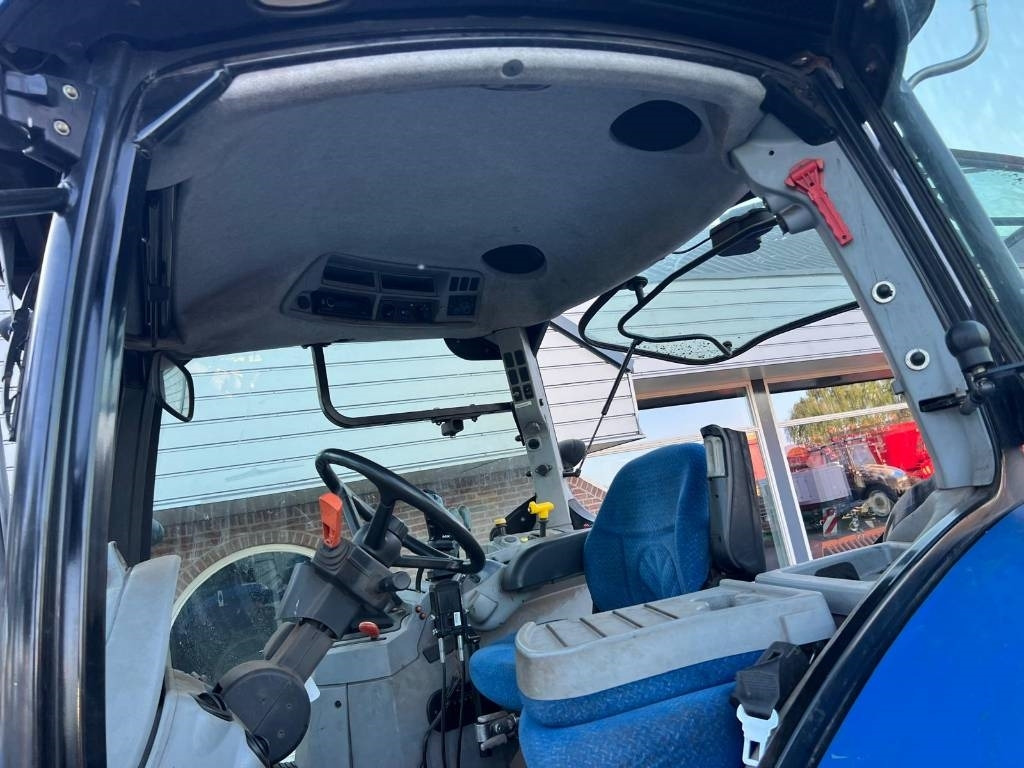 Tracteur agricole New Holland T 6.155