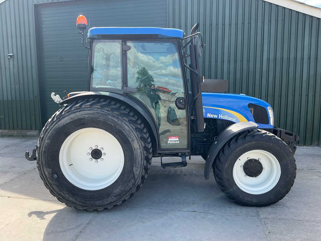 Tracteur agricole New holland T4030