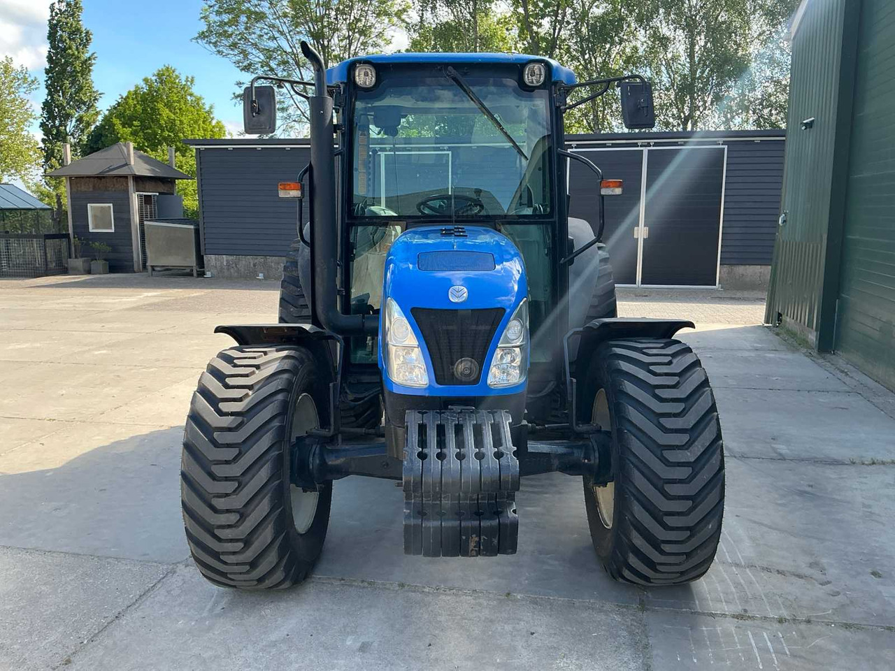 Tracteur agricole New holland T4030
