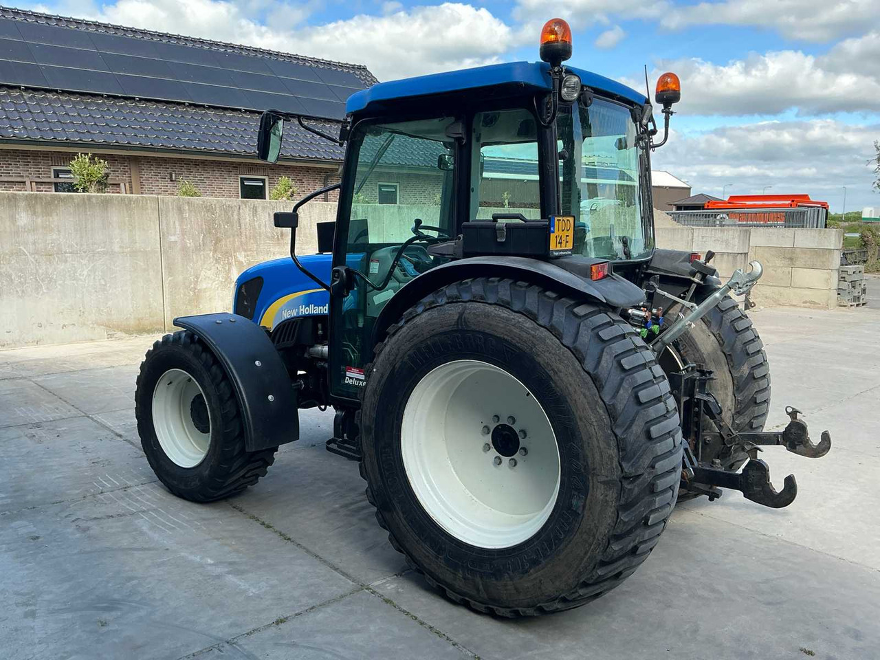 Tracteur agricole New holland T4030