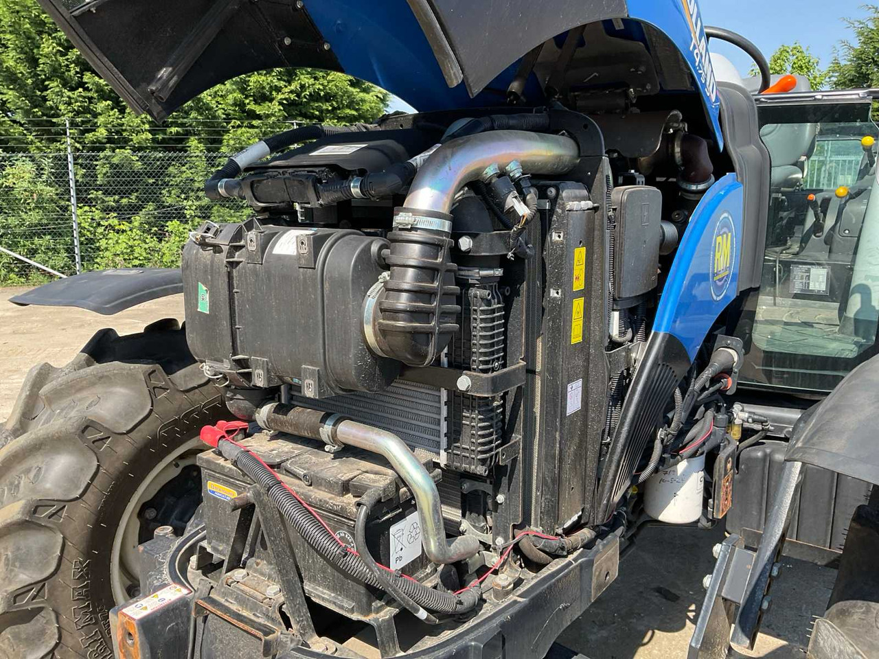 Tracteur agricole New holland T4.75 S