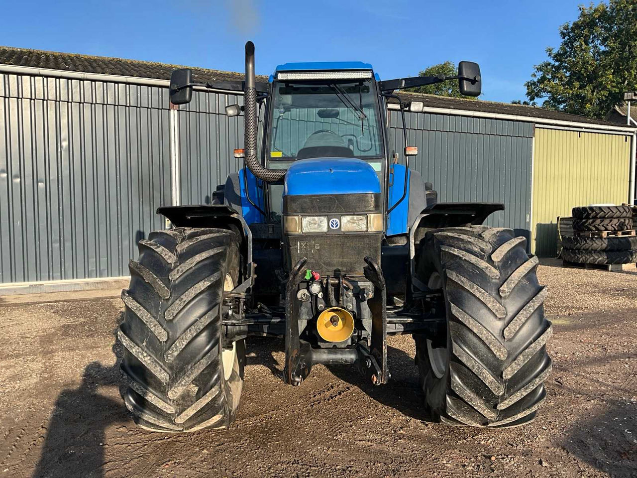 Tracteur agricole New holland TM165