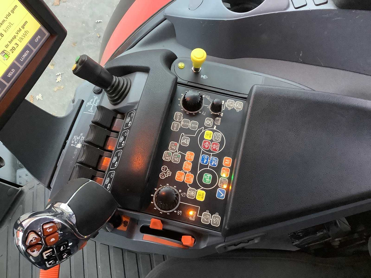 Tracteur agricole STEYR - 2016 - CVT 6240 - ALL-WHEEL DRIVE FARM TRACTOR