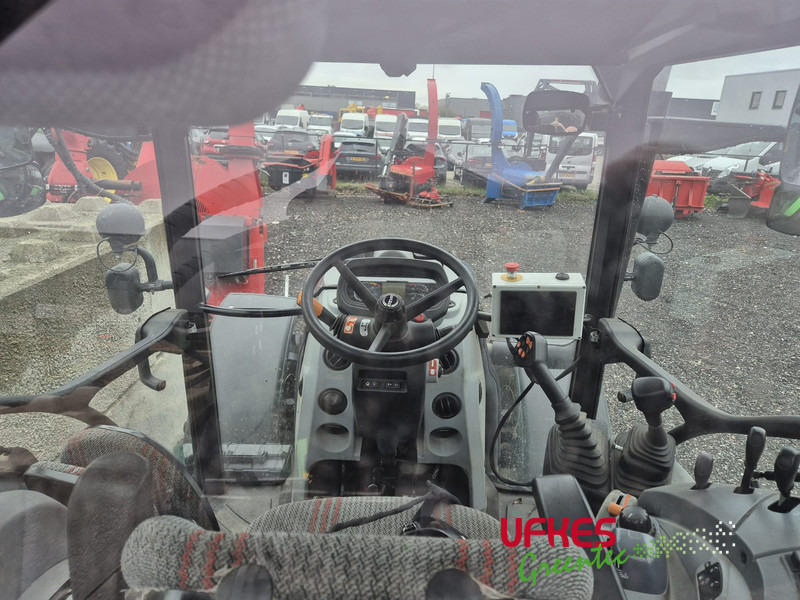 Tracteur agricole Steyr 4115 Kompakt