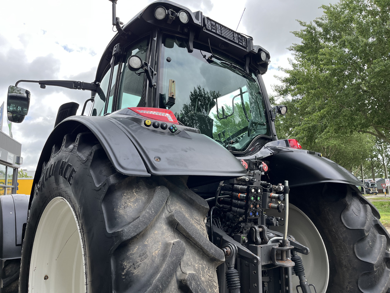 Tracteur agricole VALTRA N174 Active