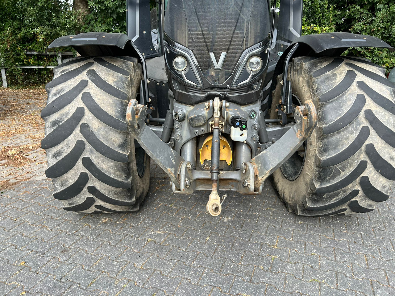 Tracteur agricole VALTRA T174 Versu