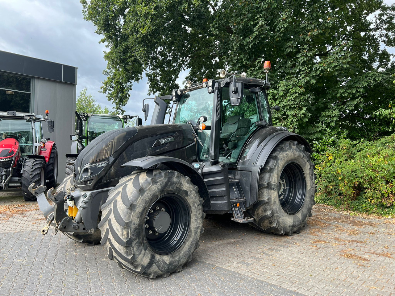 Tracteur agricole VALTRA T174 Versu