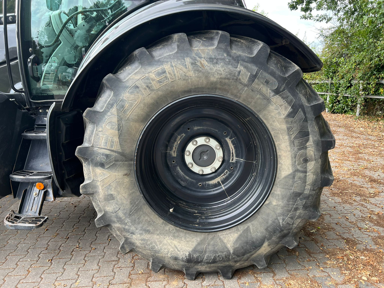 Tracteur agricole VALTRA T174 Versu