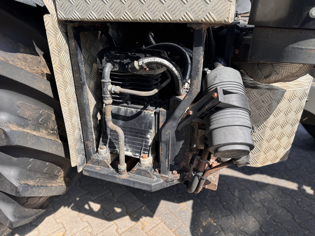 Tracteur agricole VALTRA T214 Direct