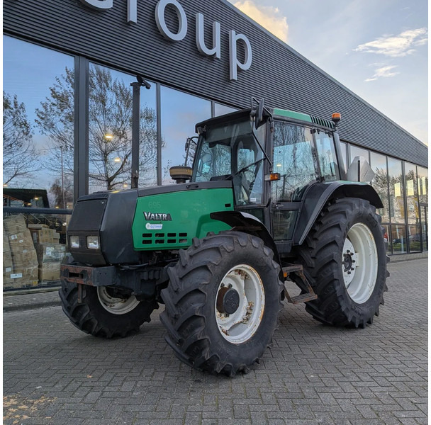 Tracteur agricole Valmet 6300 6300
