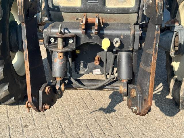 Tracteur agricole Valtra 6650 Hitech, FH+PTO, 8265 uur!