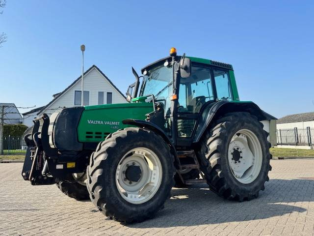 Tracteur agricole Valtra 6650 Hitech, FH+PTO, 8265 uur!