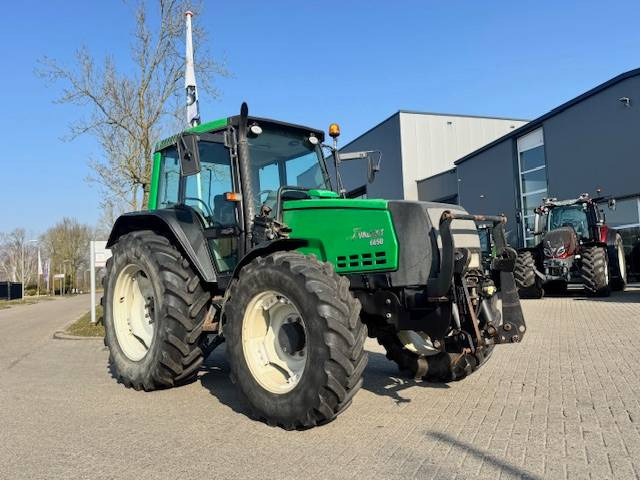 Tracteur agricole Valtra 6650 Hitech, FH+PTO, 8265 uur!