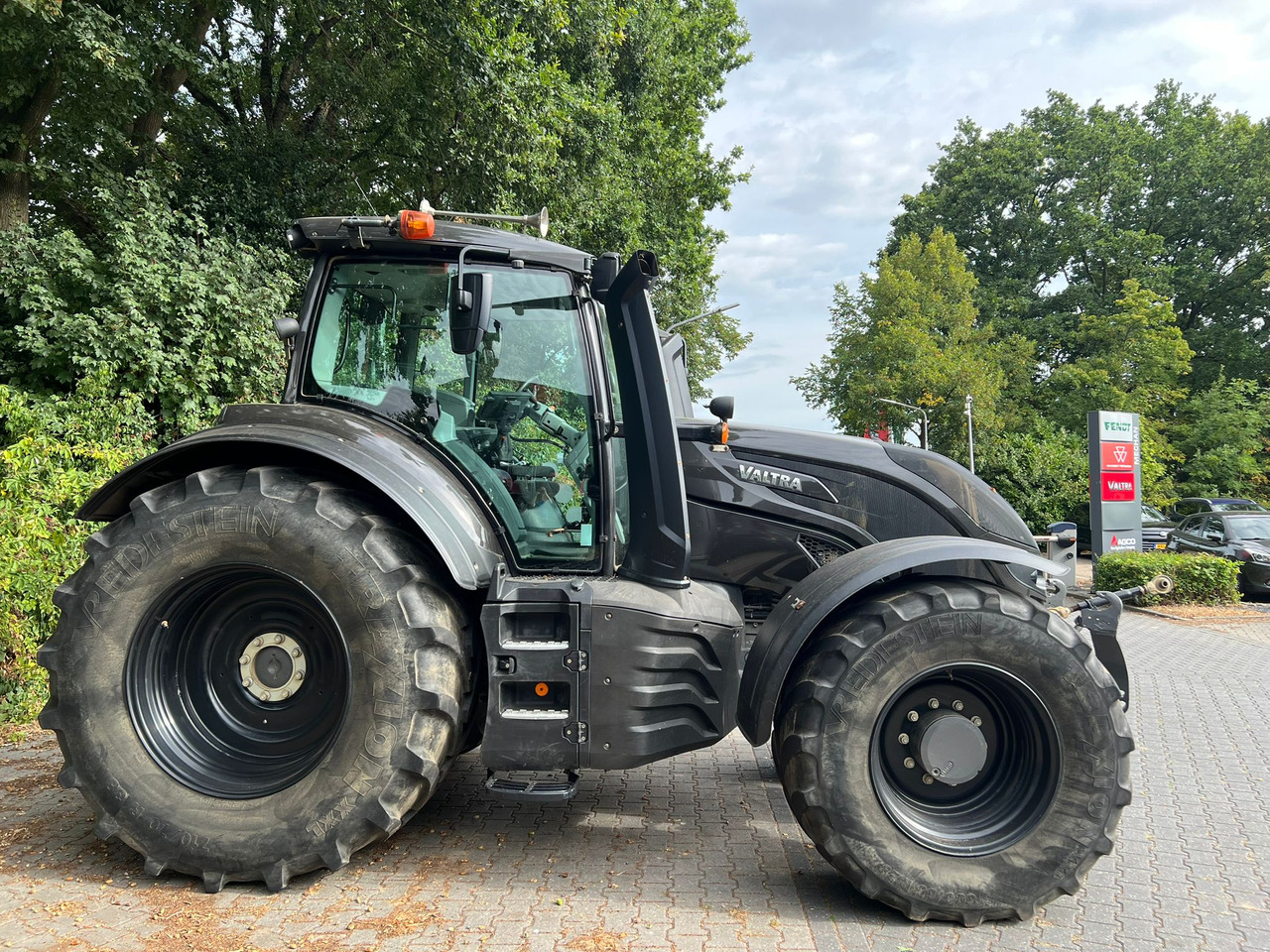 Tracteur agricole Valtra T174 Versu