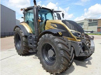 Tracteur agricole Valtra T214D Direct Smart Touch
