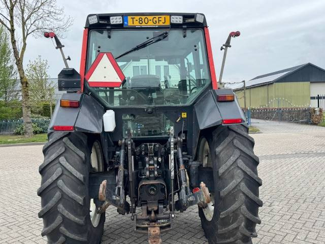 Tracteur agricole Valtra Valmet 6650 Hitech, voorlader, vloeistofkoppeling
