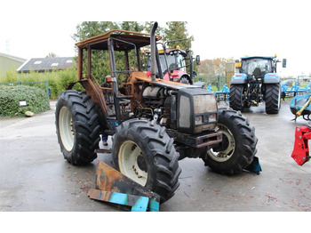 Tracteur agricole Valtra Valmet 900 