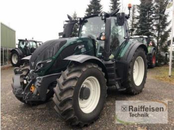Tracteur agricole Valtra t 174 direct