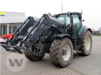 Tracteur agricole Valtra t 214 direct
