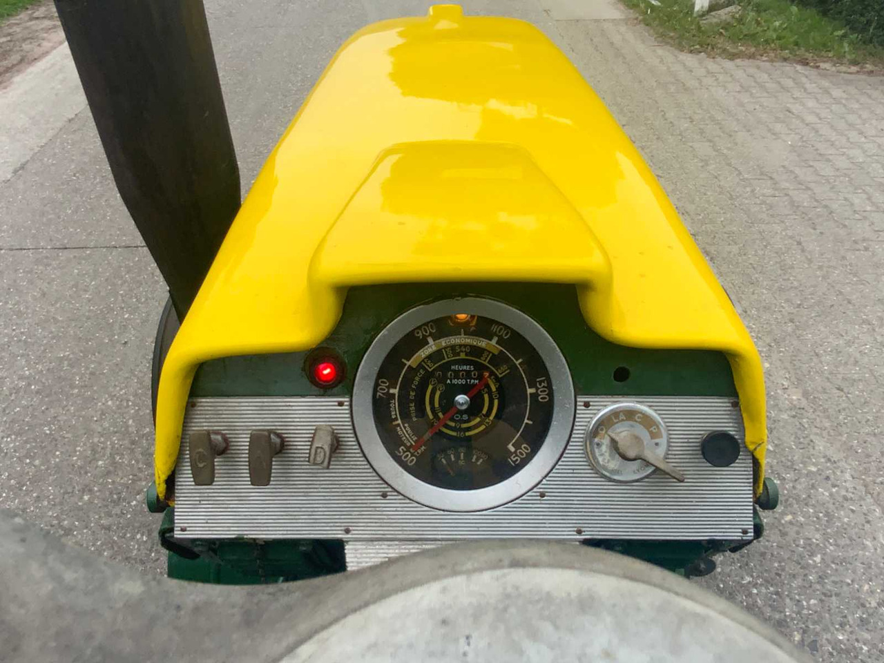 Tracteur agricole Vierzon Super 204