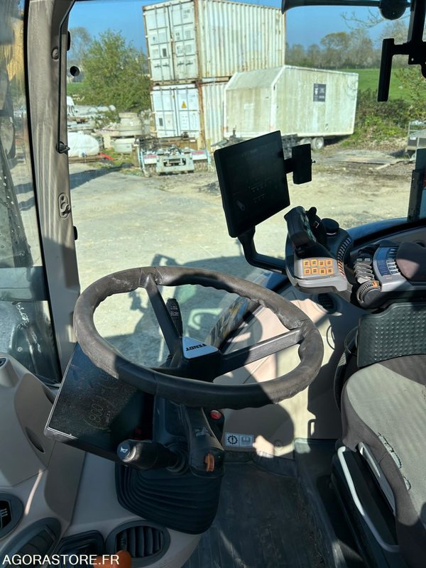 Tracteur agricole fendt 720