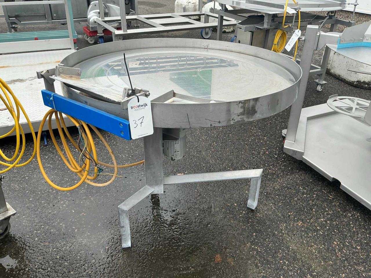 Machine agricole Turntable