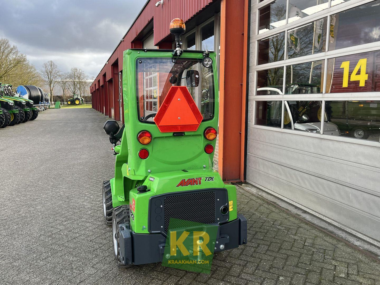 Valet de ferme 423 TDL Avant