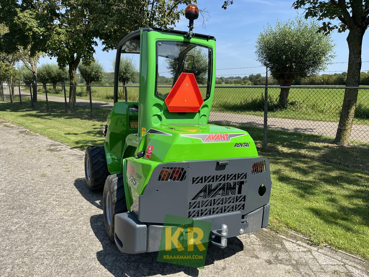 Valet de ferme 735 TDL Avant