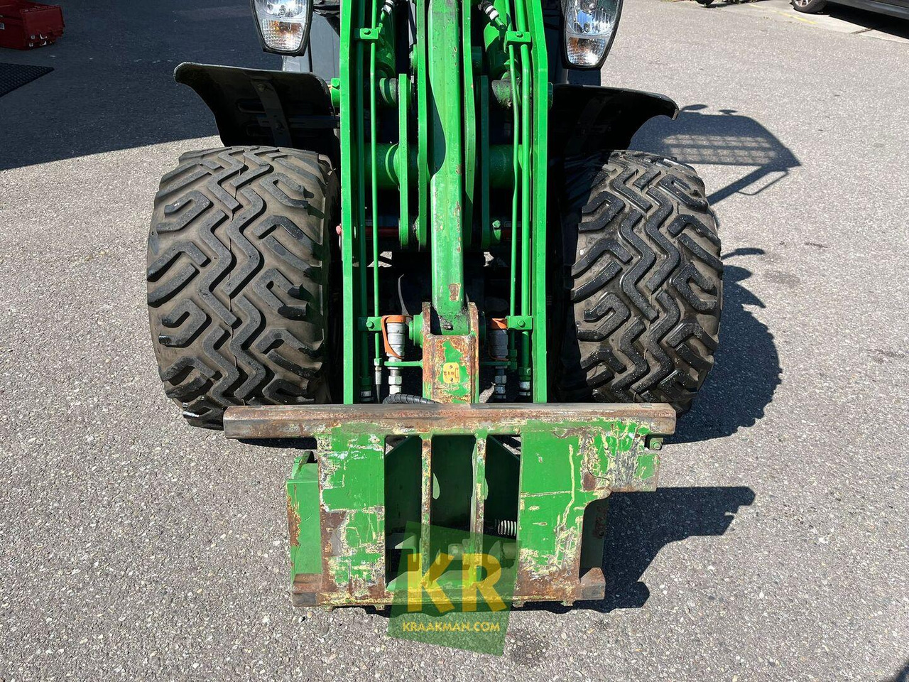 Valet de ferme AL400 GEHL