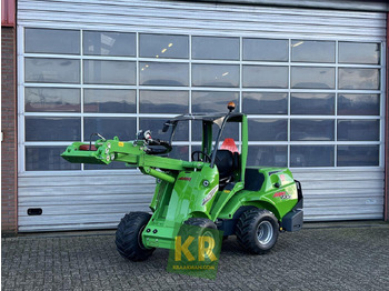 Valet de ferme Avant 735 TDL 