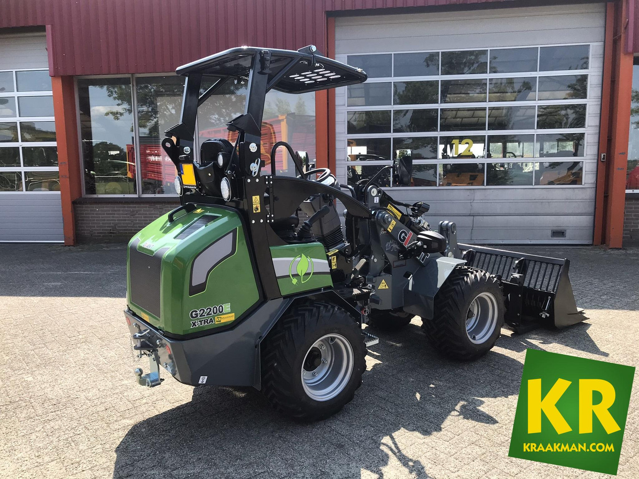 Valet de ferme G2200E Giant