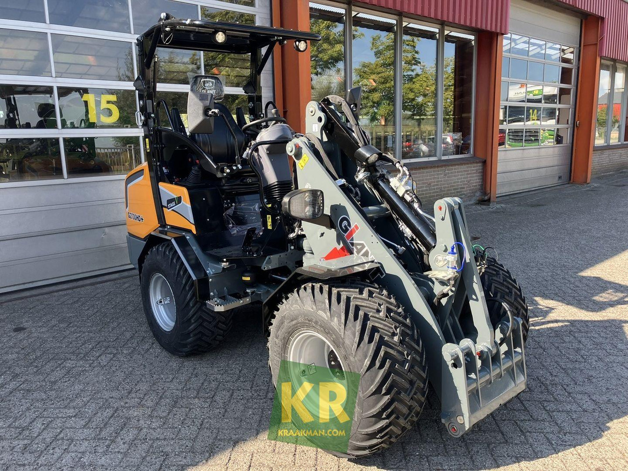 Valet de ferme G2700 HD+ Giant