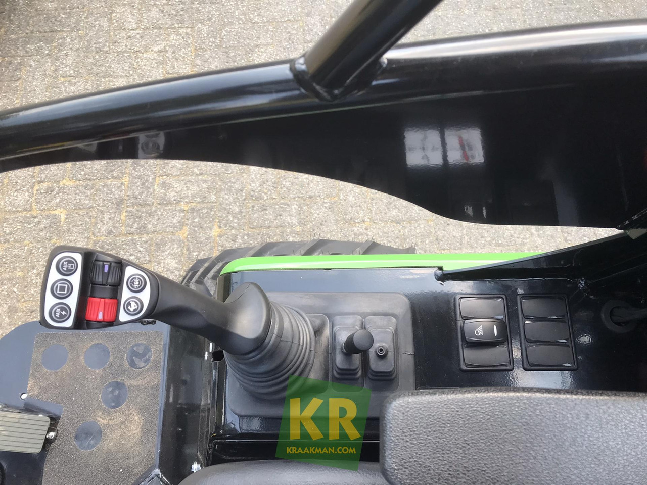 Valet de ferme Giant G2200E