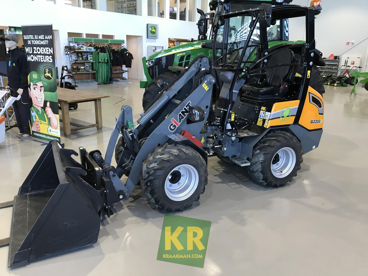 Valet de ferme Giant G2200E