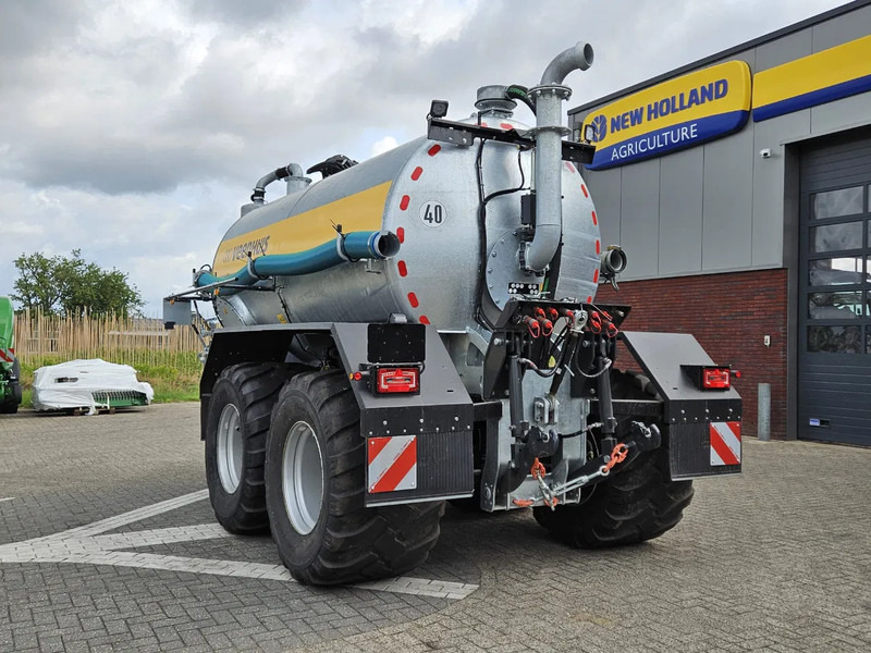 Machine agricole Veenhuis Perfektline 10700