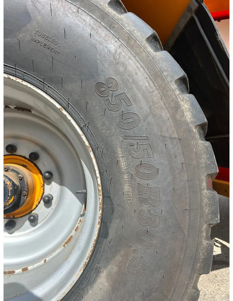 Machine agricole Veenhuis Veenhuis THDG 13500 13.5 m3 Hondegang tandem