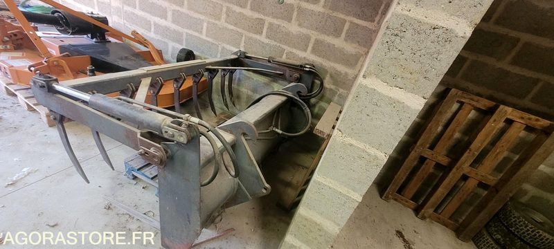 Machine agricole fourche à fumier Faucheux 1m65