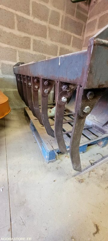 Machine agricole fourche à fumier Faucheux 1m65