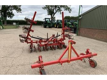Bineuse front mounted 9 row hoe: photos 1